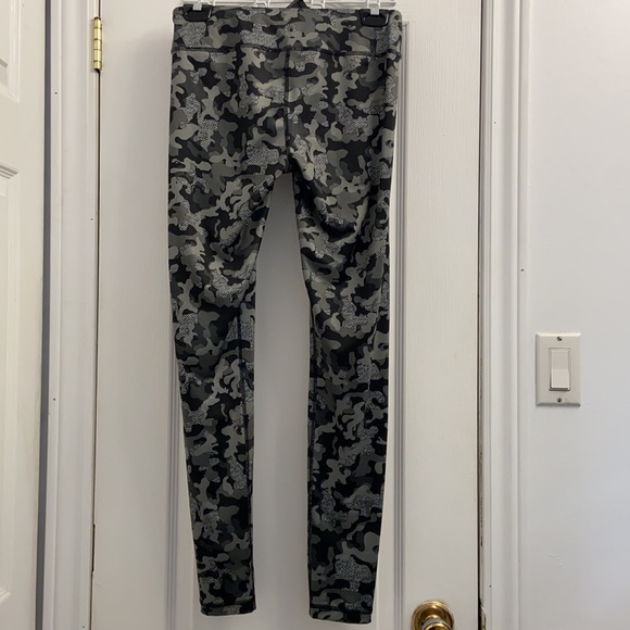 Steve Madden Womens Yoga Workout Pants Tights Workout Pants Small Grey - Picture 4 of 9